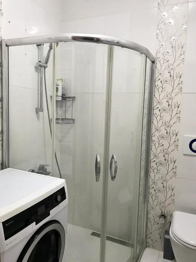 Istanbul'Un Merkezinde Cevahir Avm Karsisi 1+1 Yeni Ev Esterno foto